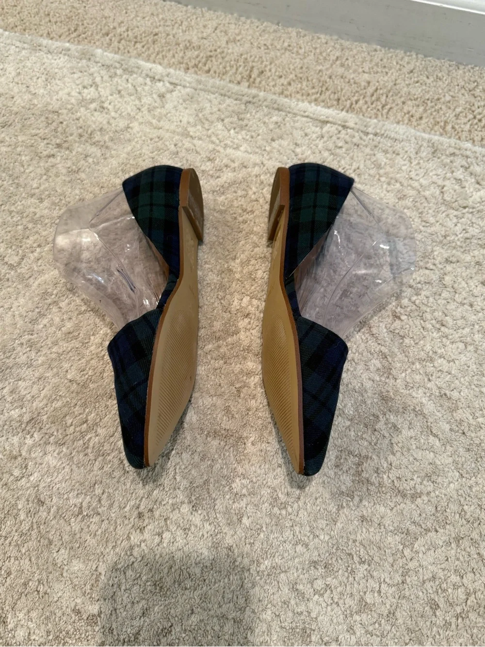 J. Crew navy and green tartan plaid d'Orsay flats featuring a pointed toe Size 8